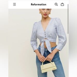 Reformation Liam Linen Top
Color: Baguette Check
Size: 0